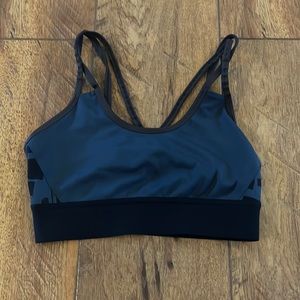 Mountain Hardwear Small Sports Bra